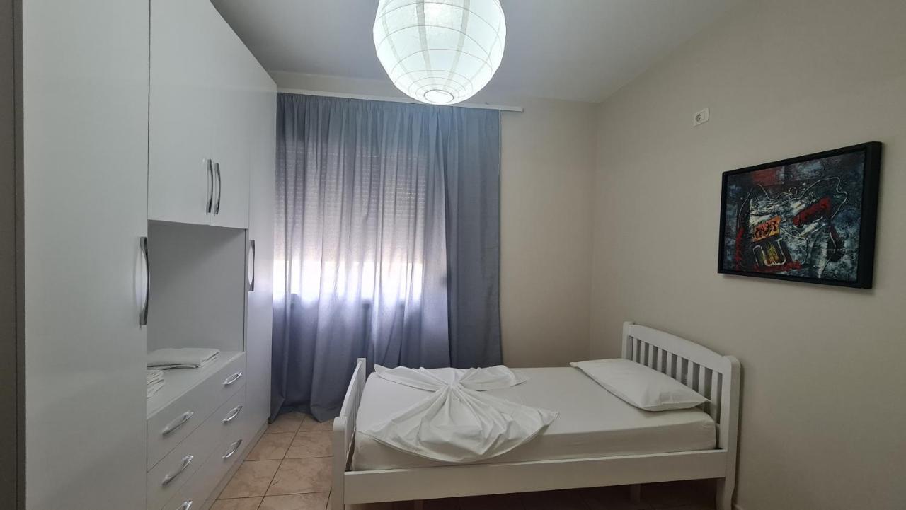 Vlorë The Place מראה חיצוני תמונה